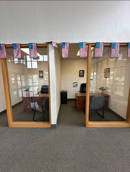 More Photos Of 8819 E 350 Hwy, Raytown Auto Dealership For Sale