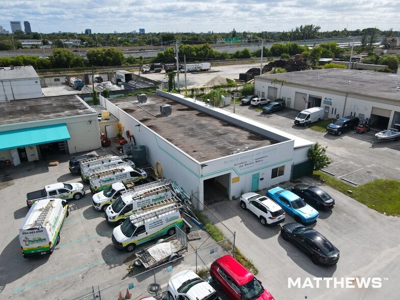 More Photos Of 340 SW 21st Ter, Fort Lauderdale Warehouse For Sale