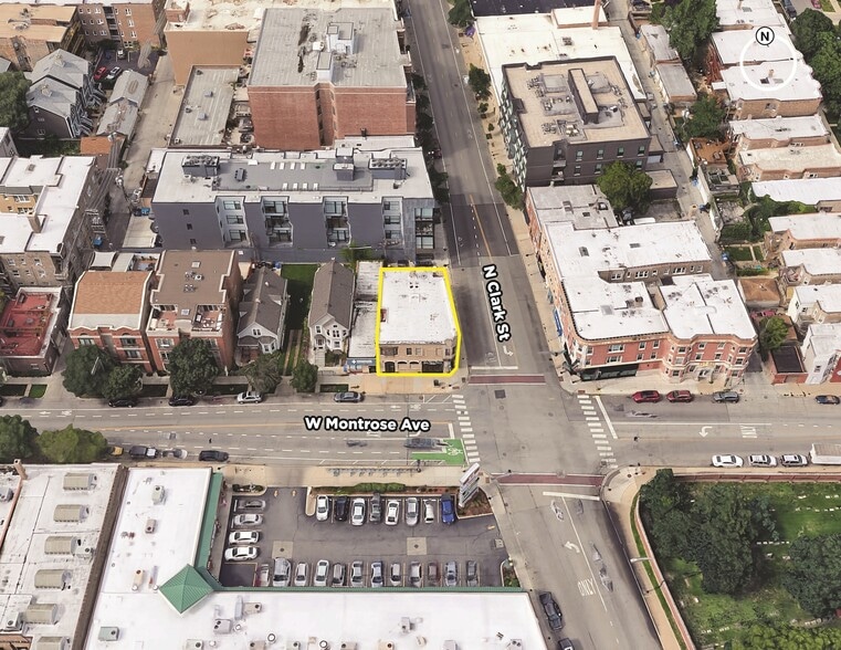 More Photos Of 4400 N Clark St, Chicago Storefront Retail Residential For Lease