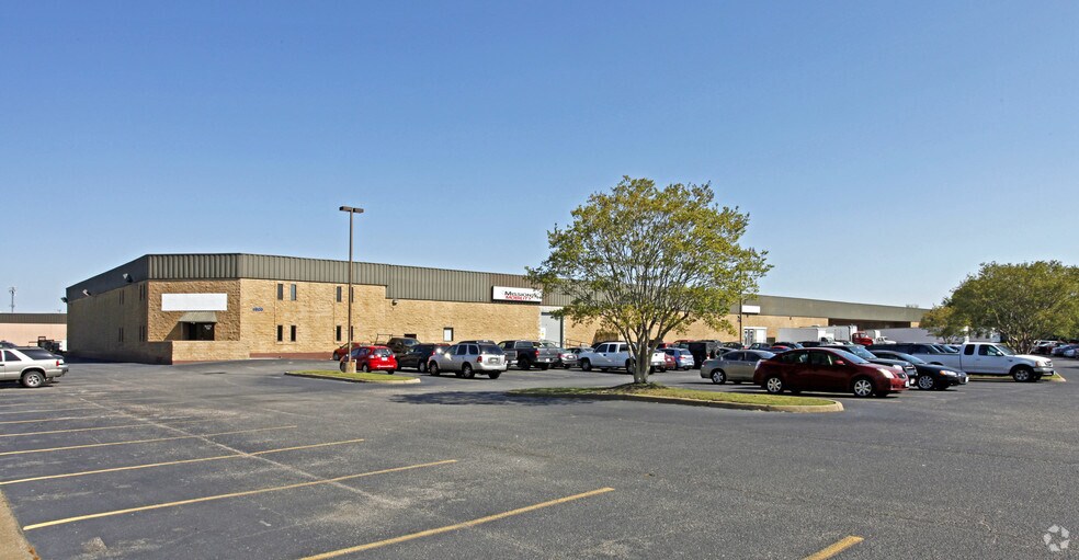 More Photos Of 4600 Village Ave, Norfolk Warehouse For Lease