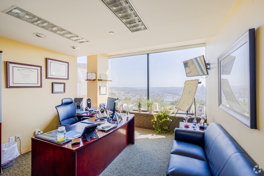 More Photos Of 1301 Grandview Ave, Pittsburgh Office For Lease