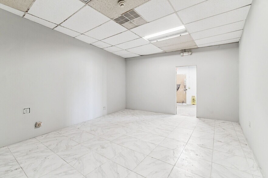 More Photos Of 715 McDuff Ave, Jacksonville Storefront Retail Residential For Sale