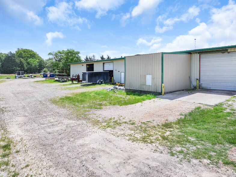 More Photos Of 14733 E State Hwy 11, Como Warehouse For Sale