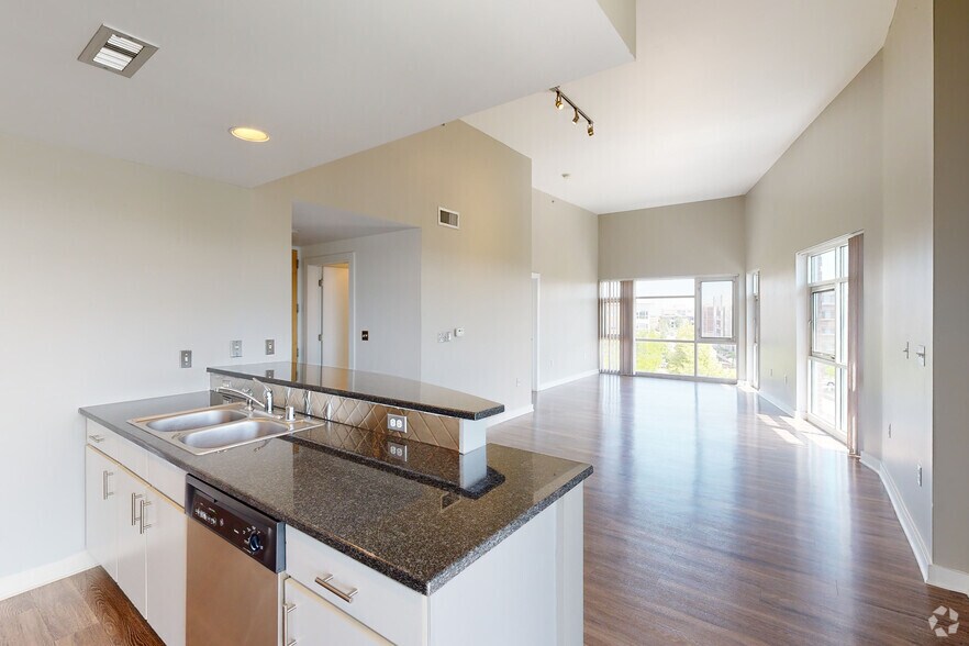 More Photos Of 7400 E 29th Ave, Denver Unknown For Lease