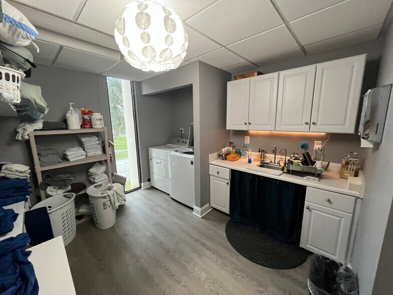 More Photos Of 5353 N Federal Hwy, Fort Lauderdale Medical For Lease