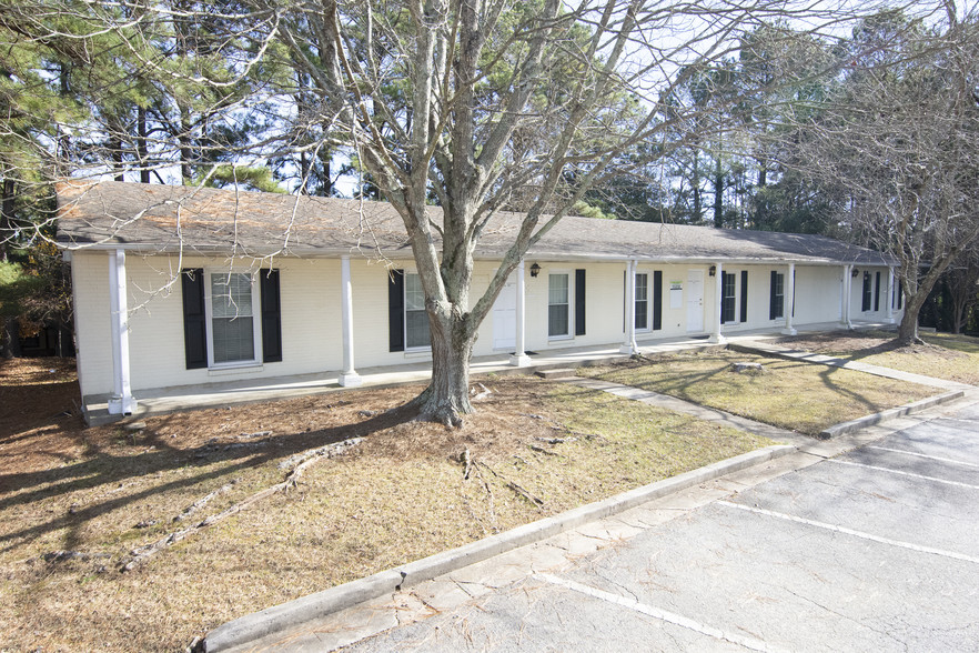 Primary Photo Of 213 Jeff Davis Pl, Fayetteville Medical For Lease