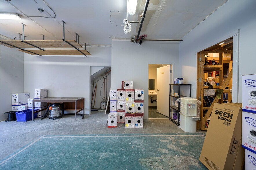 More Photos Of 12500 Horseshoe Way, Richmond Light Distribution For Lease