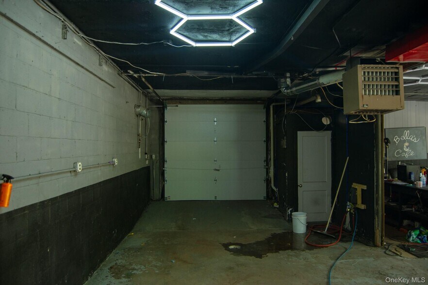 More Photos Of 107 Jefferson St, Monticello Storefront Retail Residential For Sale