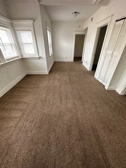 More Photos Of 2207 E 24th Ter, Kansas City Apartments For Sale