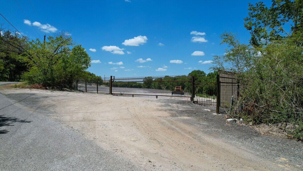 More Photos Of 10300 Julius Schepps, Dallas Land For Sale