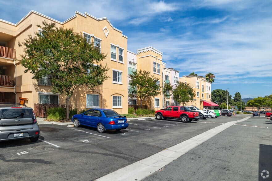 More Photos Of 500 S Rancho Santa Fe Rd, San Marcos Apartments For Lease