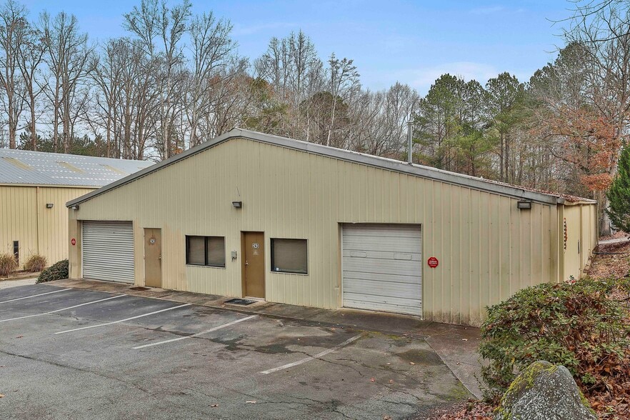 More Photos Of , Peachtree City Unknown For Sale