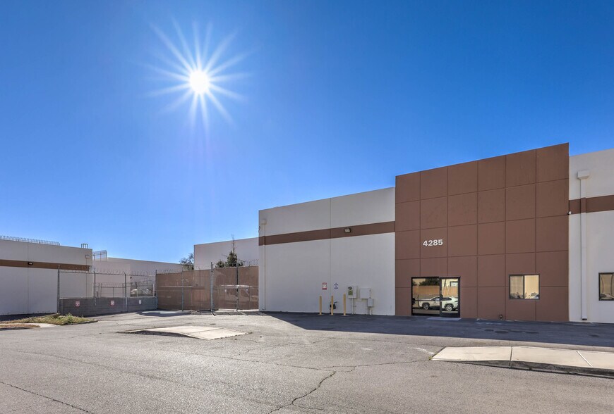 More Photos Of 4285 W Post Rd, Las Vegas Warehouse For Sale