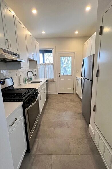 More Photos Of 514 State St, Hudson Apartments For Sale