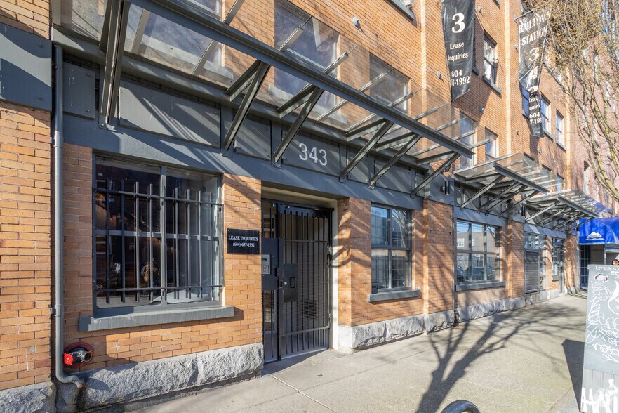 More Photos Of 343 Railway St, Vancouver Loft Creative Space For Lease