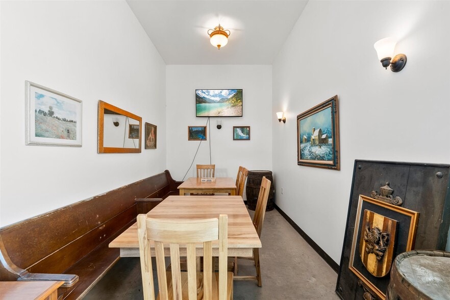 More Photos Of 4504 Bussey Rd, Syracuse General Retail For Sale