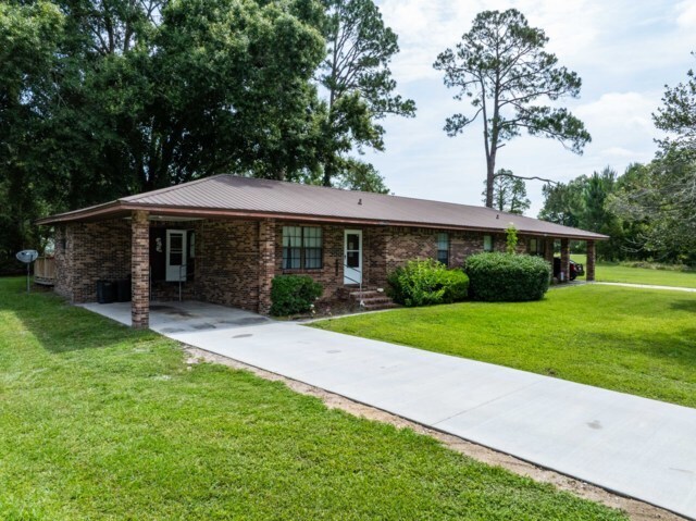 More Photos Of 325 SW Leisure Dr, Lake City Apartments For Sale