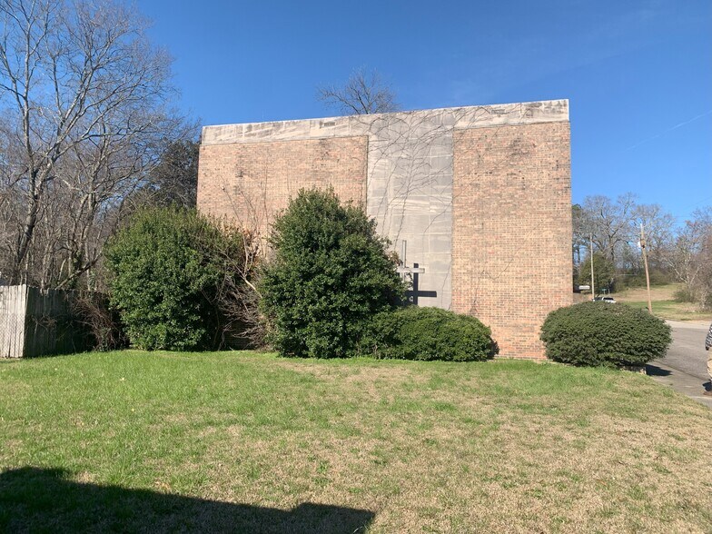 More Photos Of 508 82nd St N, Birmingham Religious Facility For Sale