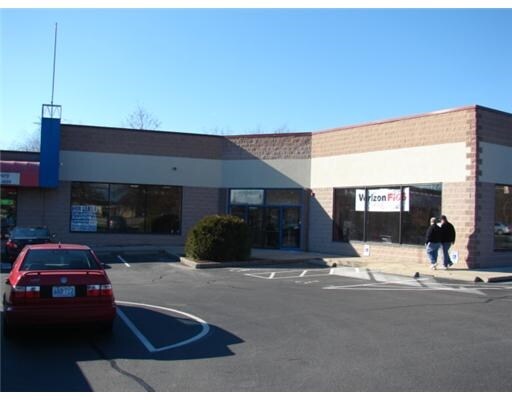 More Photos Of 1702-1726 Mendon Rd, Lincoln Storefront For Lease