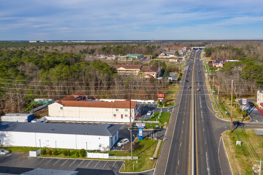 More Photos Of 206 E White Horse Pike, Galloway Hotel For Sale