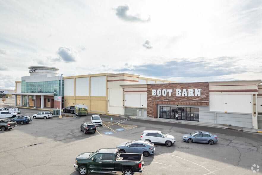 More Photos Of 1509 Caldwell Blvd, Nampa General Retail For Sale