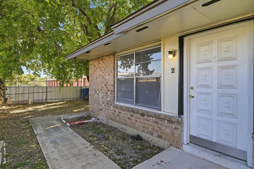 More Photos Of 7774 Skolout St, San Antonio Apartments For Sale