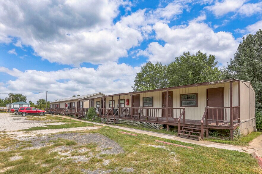 More Photos Of 2201 Outer Rd, Bates City Manufactured Housing Mobile Home Park For Sale