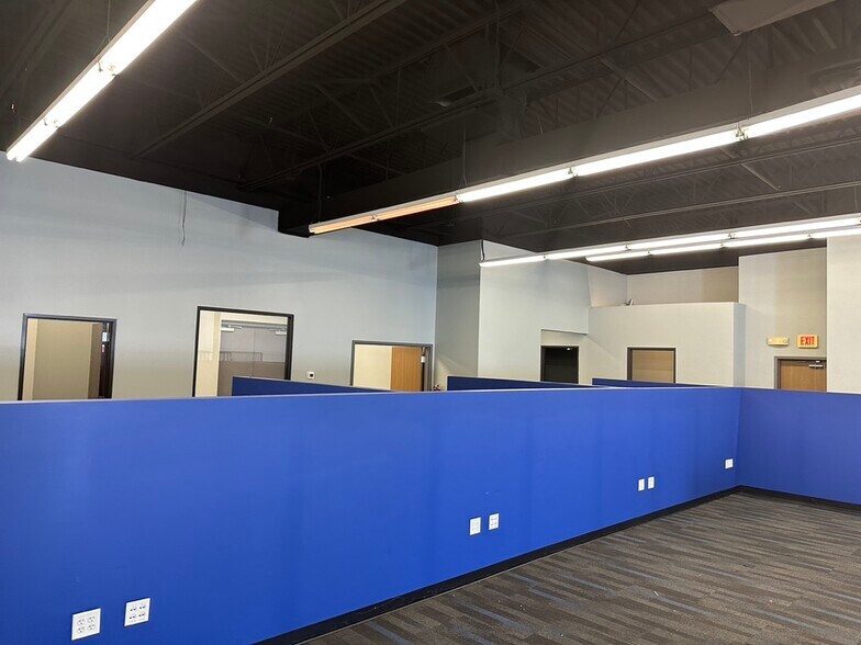 More Photos Of 5050 S 13th Ave, Fargo Freestanding For Lease