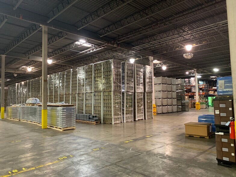 More Photos Of 615 N Agner Rd, Ottawa Manufacturing For Sale