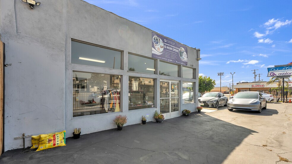 More Photos Of 6622-6630 Crenshaw Blvd, Los Angeles Storefront Retail Residential For Sale