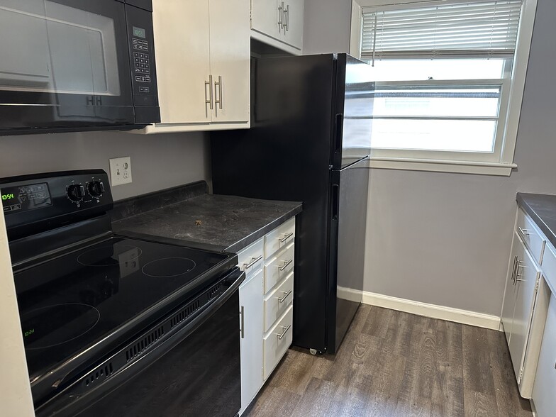 More Photos Of 2501 A St, Lincoln Apartments For Sale