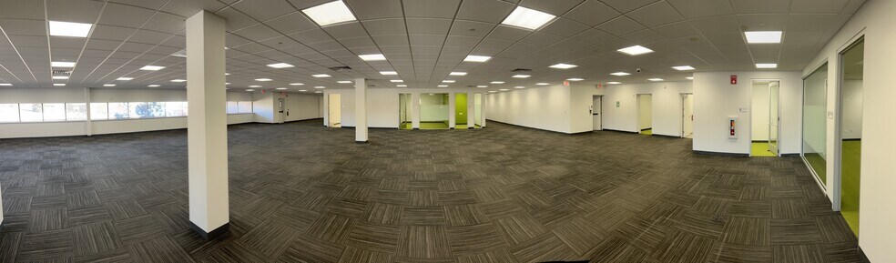 More Photos Of 2985 S Ridge Rd, Green Bay Medical For Lease