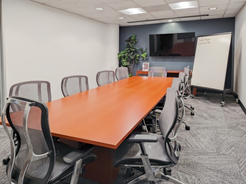 More Photos Of 2300 Main St, Kansas City Coworking Space