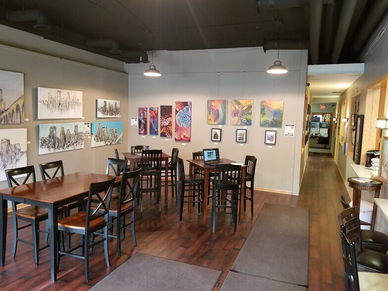 More Photos Of 12732 Lake Blvd, Lindstrom Storefront For Lease