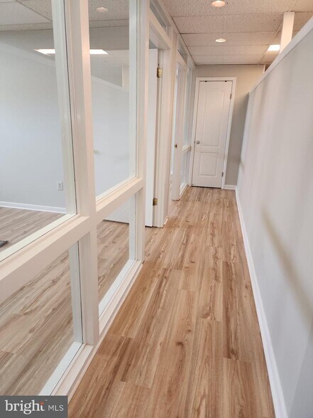 More Photos Of 2555-2575 Chain Bridge Rd, Vienna Medical For Lease