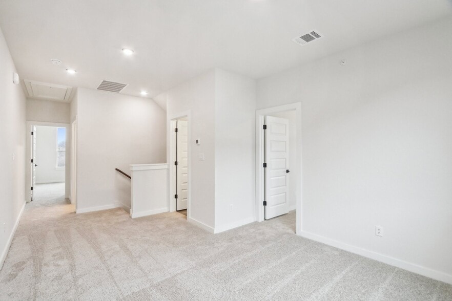 More Photos Of 2600 Gattis School Rd, Round Rock Multifamily For Sale