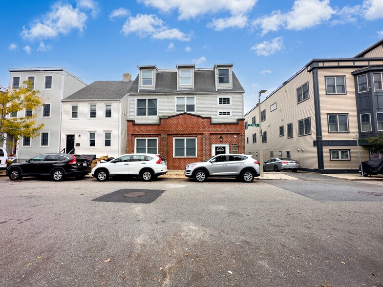 Primary Photo Of 550 E 3rd St, Boston Apartments For Sale