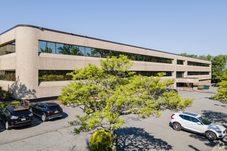 More Photos Of 440 Sylvan Ave, Englewood Cliffs Office For Lease