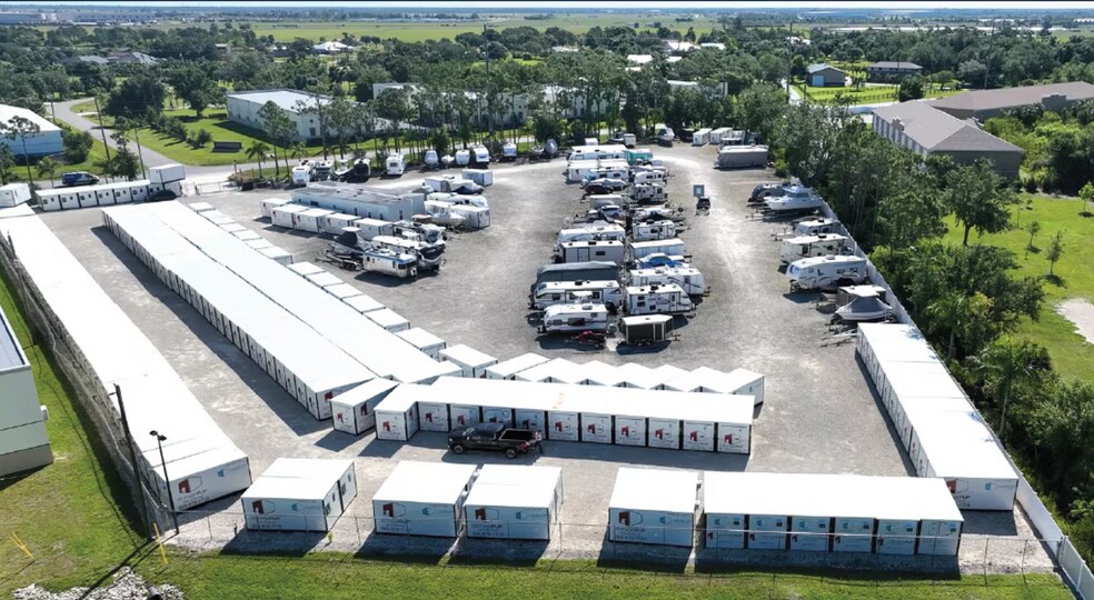 More Photos Of 3561 Taylor Rd, Punta Gorda Self Storage For Sale