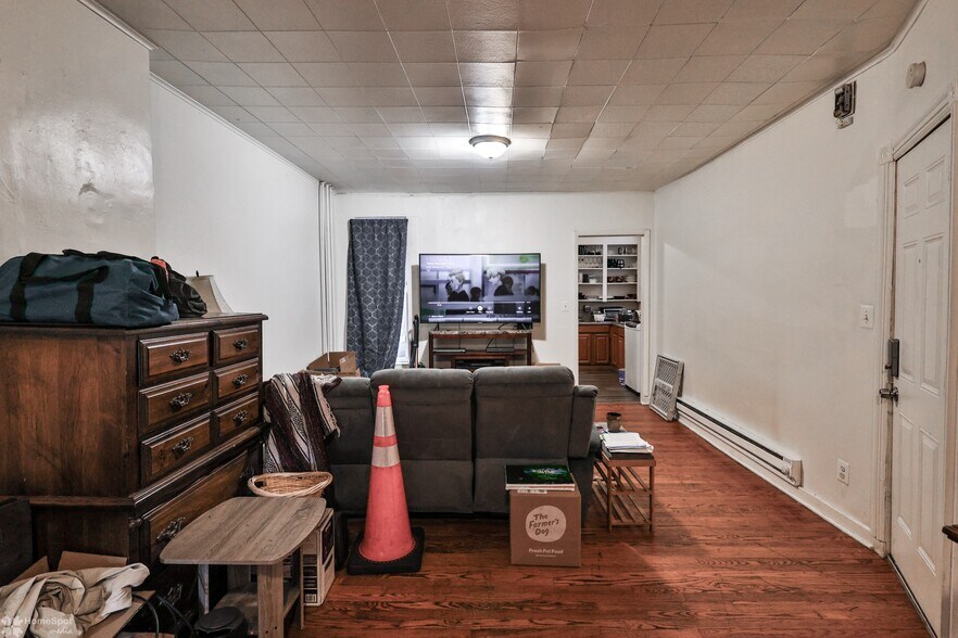 More Photos Of 440 N 9th St, Allentown Apartments For Sale