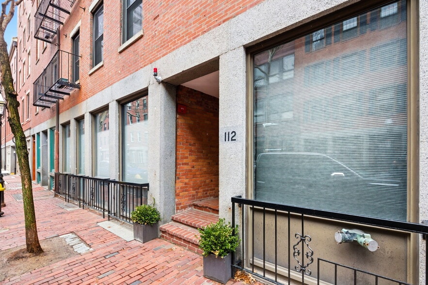 More Photos Of 112 Fulton St, Boston Multifamily For Sale