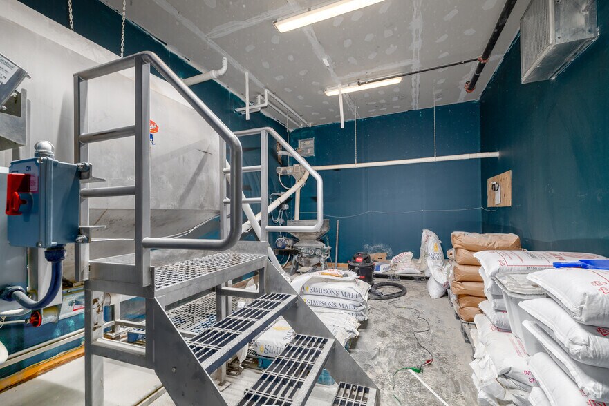 More Photos Of 1727 New York 12B, Hamilton General Retail For Sale