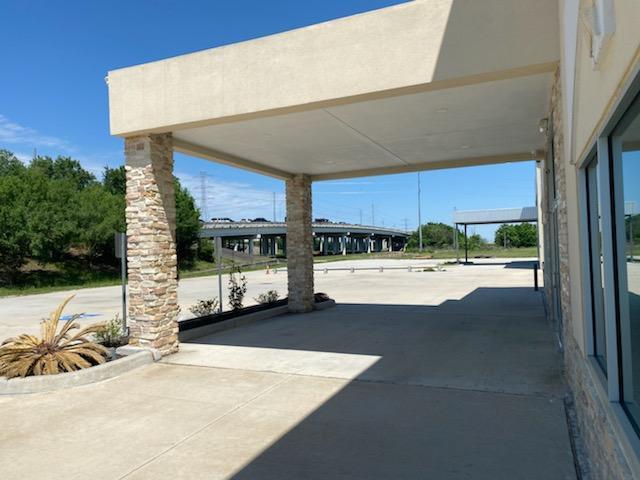 More Photos Of 6631 N Sam Houston Pky W, Houston Warehouse For Lease