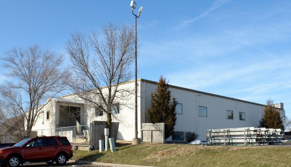 More Photos Of 7123 Cherryvale North Blvd, Rockford Medical For Lease