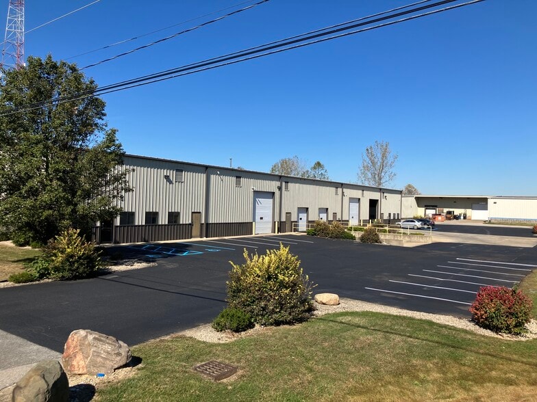 Primary Photo Of 770 Andico Rd, Plainfield Warehouse For Lease