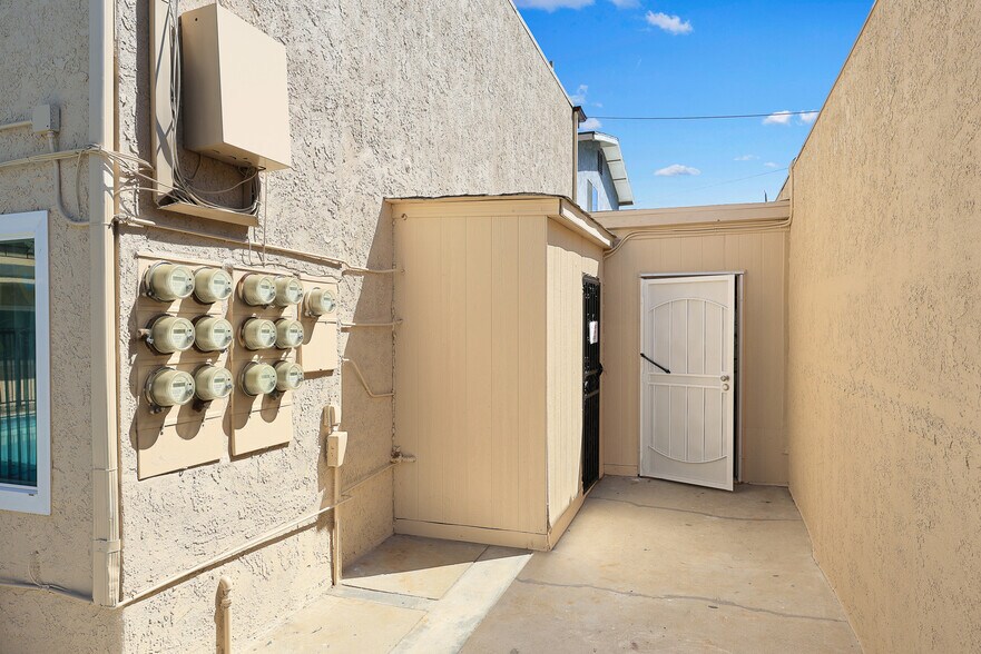 More Photos Of 6150 E Olympic Blvd, Los Angeles Apartments For Sale
