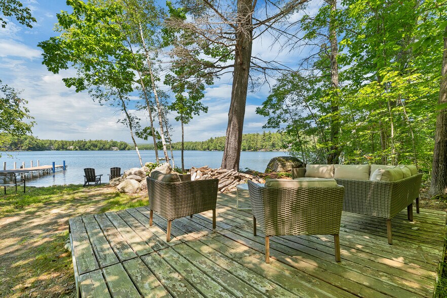More Photos Of 280 S Main St, Wolfeboro Hotel For Sale