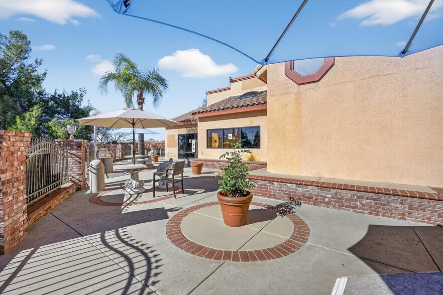 More Photos Of 3706 Highland Ave, Highland Carwash For Sale