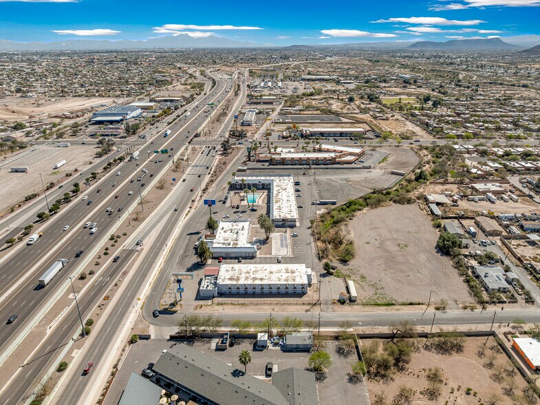 More Photos Of 1000 S Freeway, Tucson Rehabilitation Center For Lease