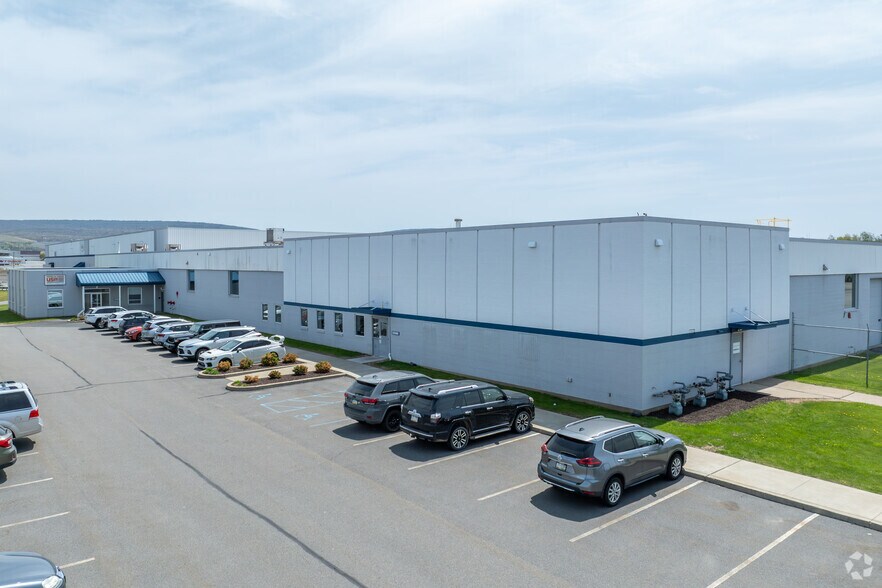 Primary Photo Of 100 Keystone Industrial Park, Dunmore Distribution For Lease